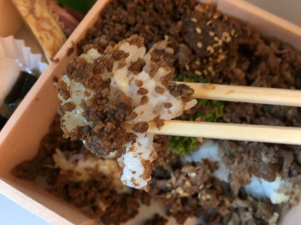 お弁当牛肉どまん中 (19)
