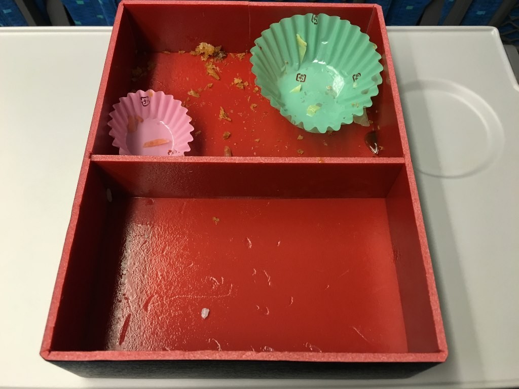 厚切りロースとんかつ弁当 (1)