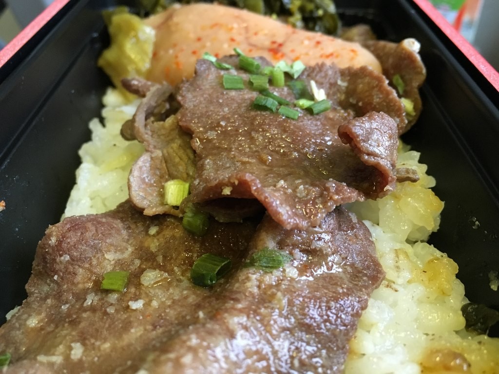 明太牛たん丼 (15)