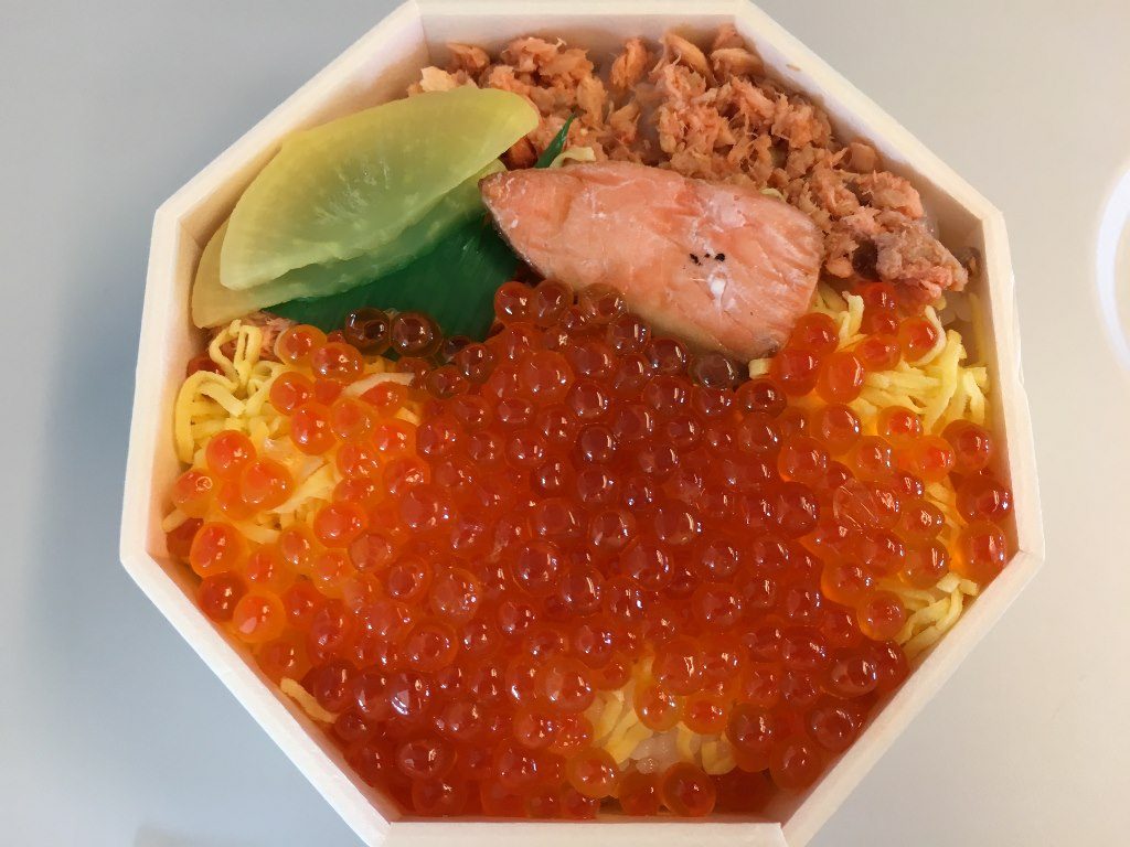 鮭はらこ弁当 (6)