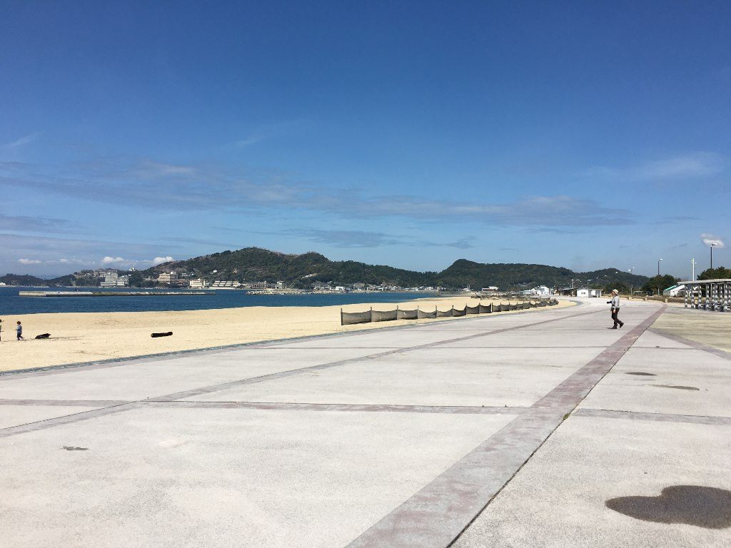片男波海水浴場と和歌公園 (3)